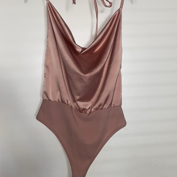 BooHoo Bodysuit - Picture 1 of 5